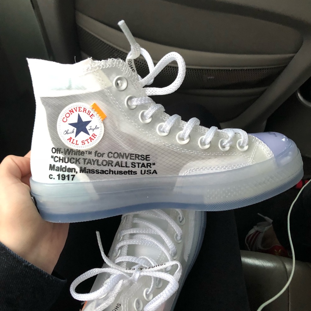 Trendy Converse